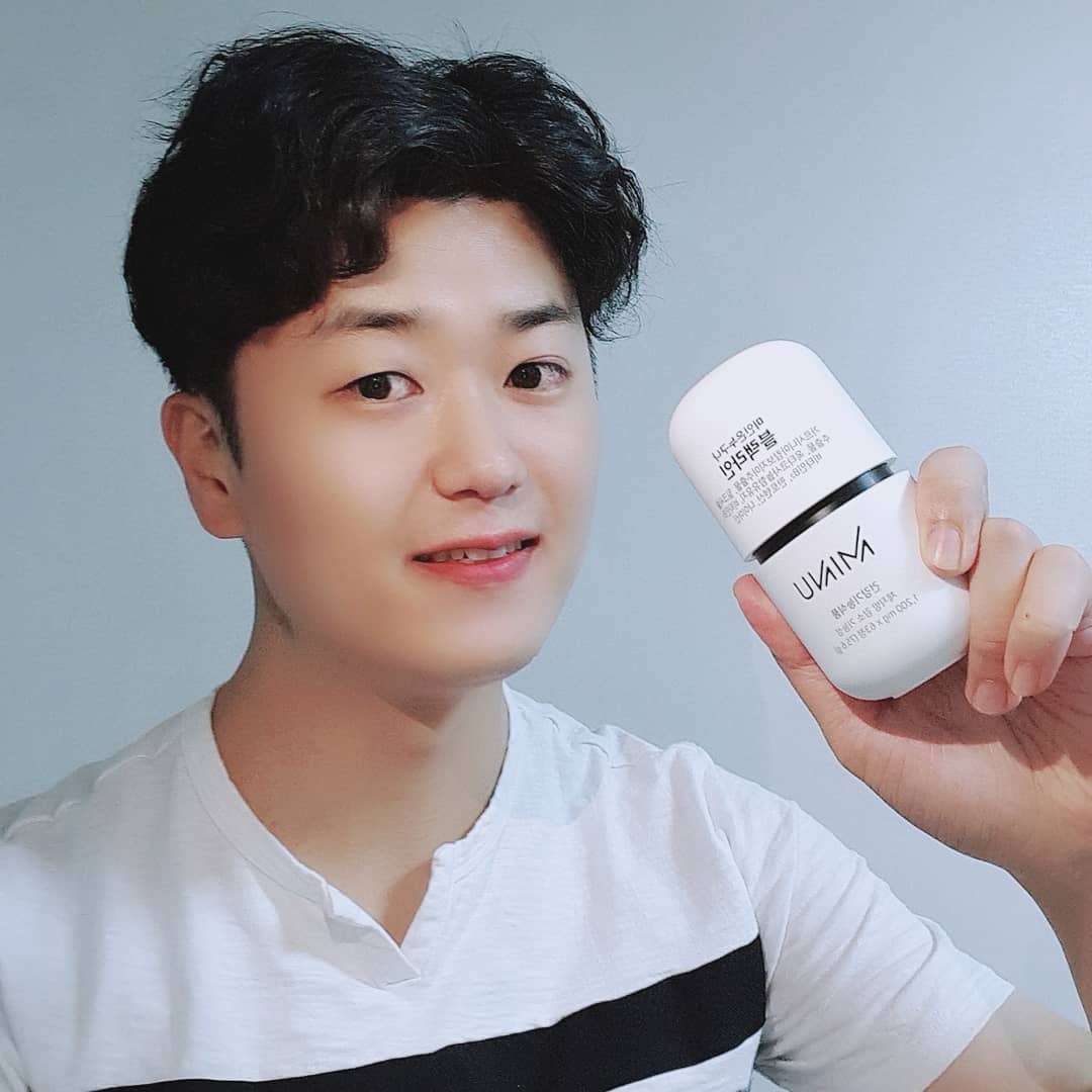 🇰🇷기자출신 이비서(29.5) on Instagram: “#미누 #블랙라인 . . 살을 빼려면 먹는걸 줄여야하지만 나는 삼시세끼 다 챙겨먹는 돼지라서 그거슨 불가능. 대신에 하루 세번 식전 30분에 미누 블랙라인 한 알씩 챙겨먹는중. . . 탄수화물의 지방 흡수를 막아줄뿐 아니라, 지구력과 간기능 개선의…”