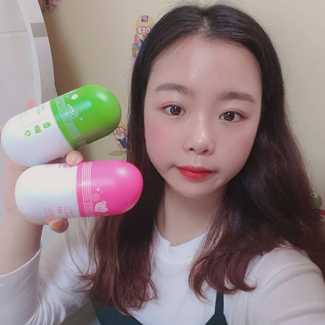 ღ김성조ღ on Instagram: “🍏🍎#GRN초록이분홍이 #천둥이다홍이 먹고 또 먹어봐야겠다고 생각하고 있었는데 #초록이분홍이 도  먹어 볼 수 있어 넘넘 좋은것^^! . 이번에 #초록이분홍이시즌3 로 리뉴얼 된 제품! 시즌1 먹을땐 향이 너무 강해서 조금 역겨웠는데 이제는 전혀…”