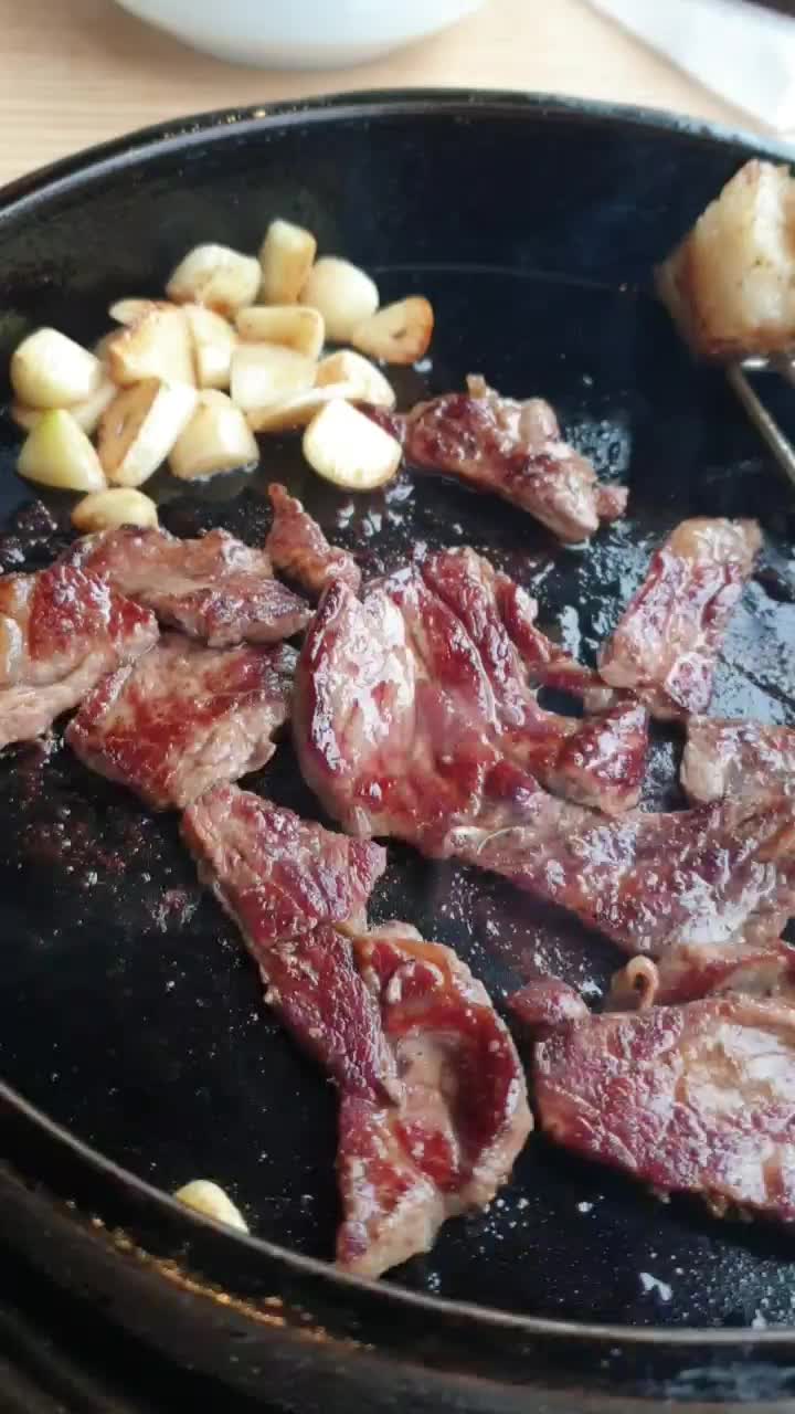 사당역 회식장소 추천 웃찾소에서 맛있는 소고기 먹자~