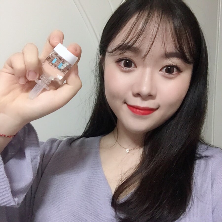 이채원 on Instagram: “⭐️로하셀 하이 드롭샷 앰플⭐️”