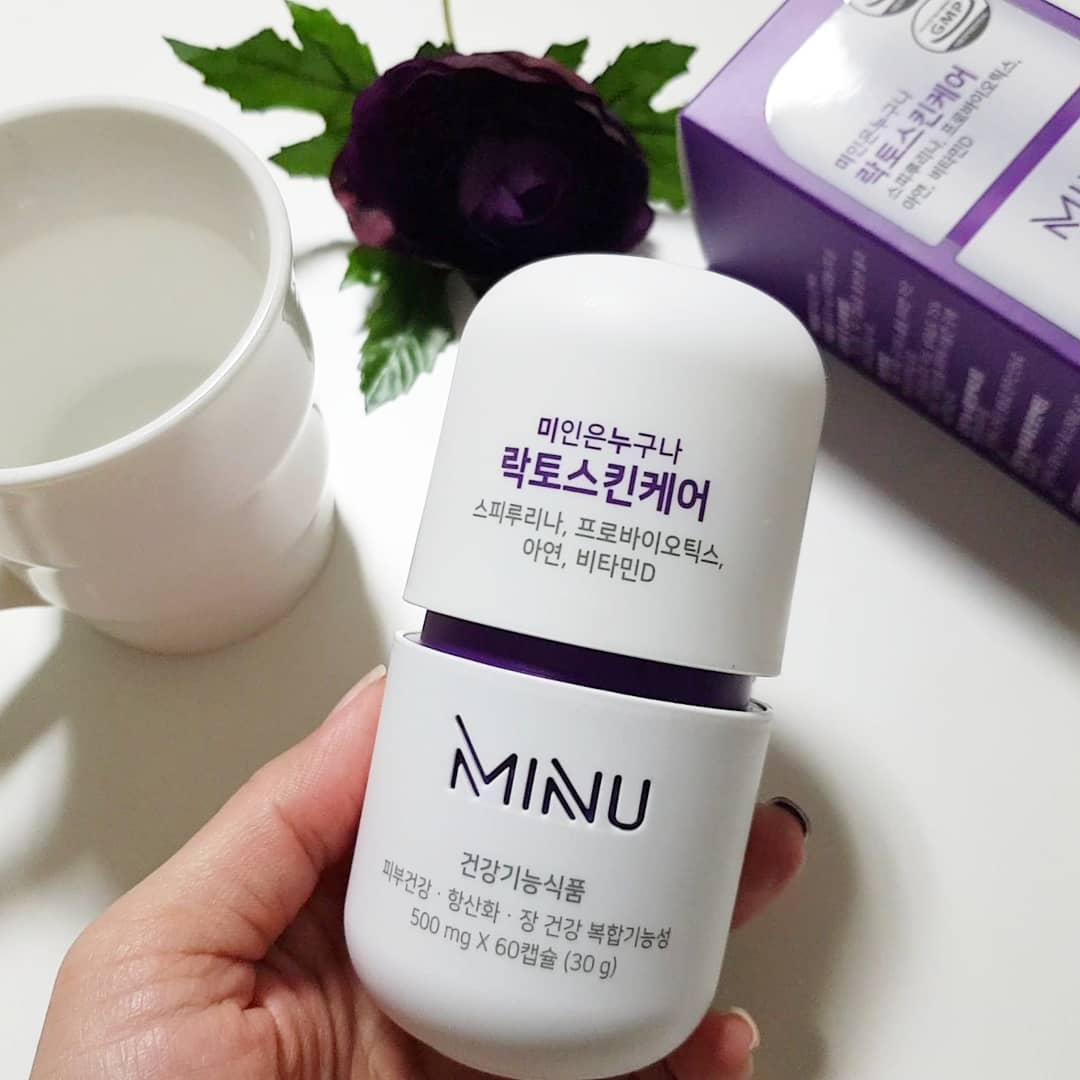 @wsk071200 on Instagram: “_  피부건강과 항산화 장건강을 한번에  #미누 #락토스킨케어  ㆍ #스피루리나 -항산화에 도움줌 #신바이오틱스 -배변활동에 도움줌 #비타민D  #아연  ㆍ 미인은 누구나 락토스킨케어 먹는다는데~🤗 나도 먹고 건강 챙겨야지~^^ ㆍ 보라색 병에서…”