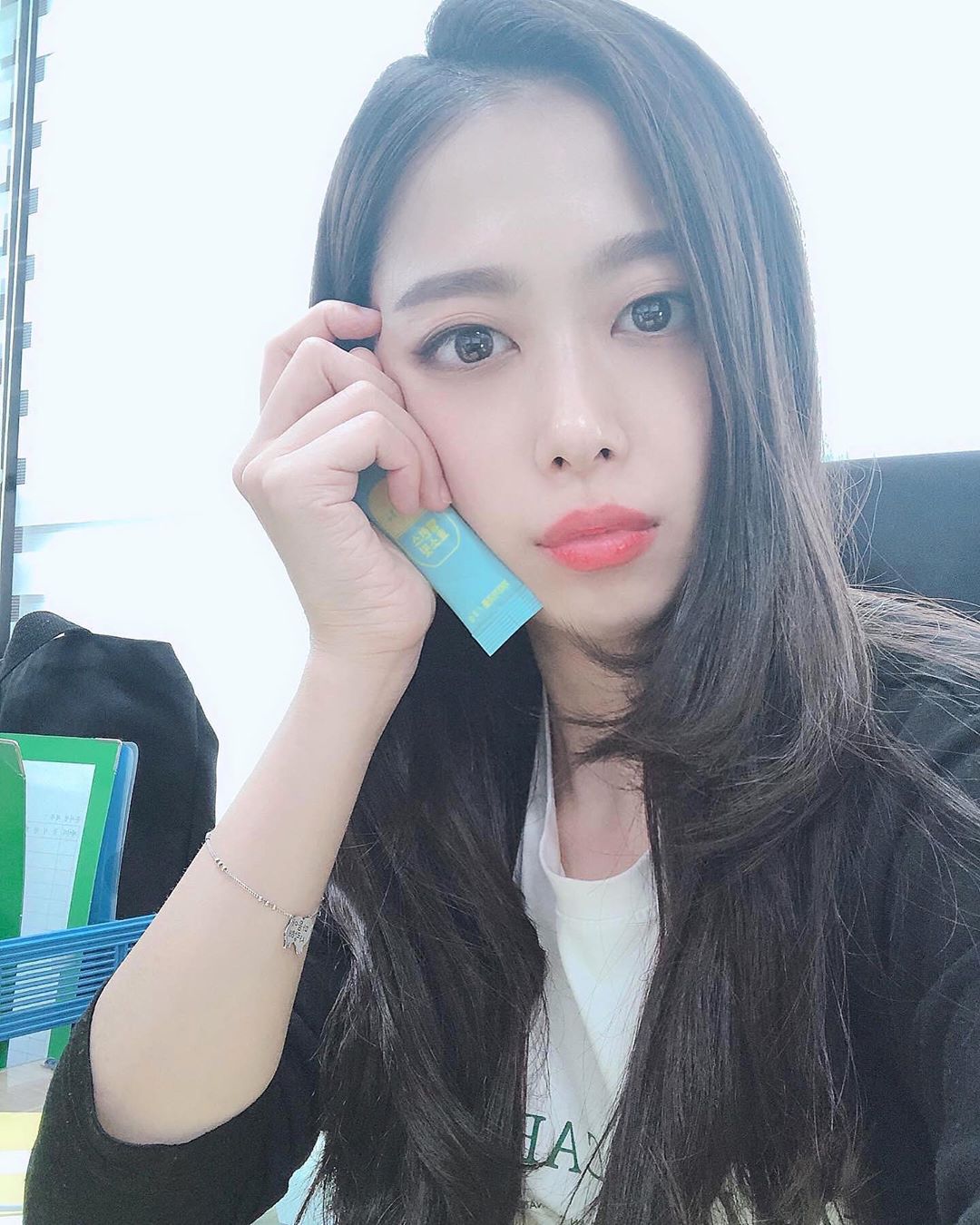 신정연 on Instagram: “요즘 유산균 대신 챙겨먹는 #grn밸런스효소핏 건강해질거야💪🏻🏃🏻‍♀️ ⠀ #grn #지알엔 #grn밸런스효소 #grn효소 #밸런스효소핏 #밸런스효소 #grn효소핏 #효소핏 #지알엔밸런스효소핏 #지알엔효소핏 #지알엔밸런스효소 #지알엔효소…”