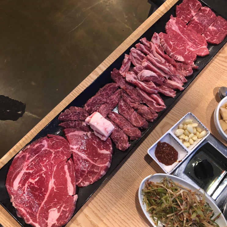 [사당] 소고기가 먹고 싶을 땐 푸짐한 1kg 소고기 웃찾소에서!