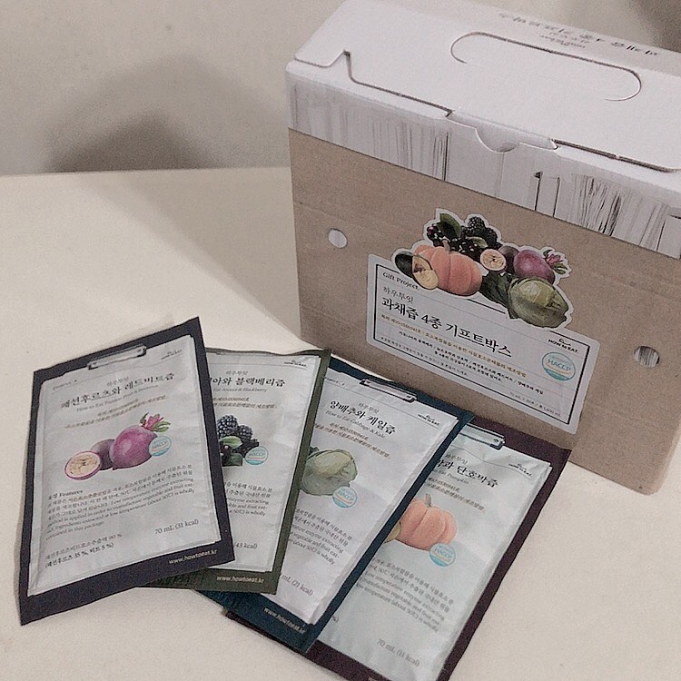 정혜원 on Instagram: “운동 후 손발이 붓기에 걱정이 되던 요즈음 하우투잇 건강즙의 특별함⭐️ 맛없는 건강즙을 맛있게 먹을 수 있어서 가볍게 먹을 수 있는게 장점인것 같다. . . 내 다리 내일은 편안햇으면🤣 고생햇어 내몸뚱아리야ㅠ . . 대부분의 영양성분은 열에…”