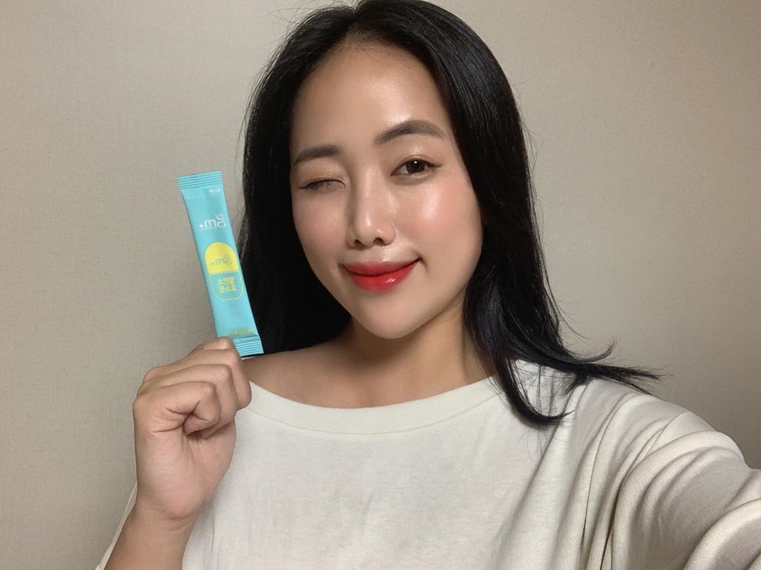 김민지 on Instagram: “세부 가기 전에 극단적으로 4키로 빼는데 한몫한 효소 사랑해요  가벼워서 들고 다니면서 매일 챙겨 먹는중😜 . . . #grn #지알엔 #grn밸런스효소핏 #grn밸런스효소 #grn효소 #밸런스효소핏 #밸런스효소 #grn효소핏 #효소핏…”