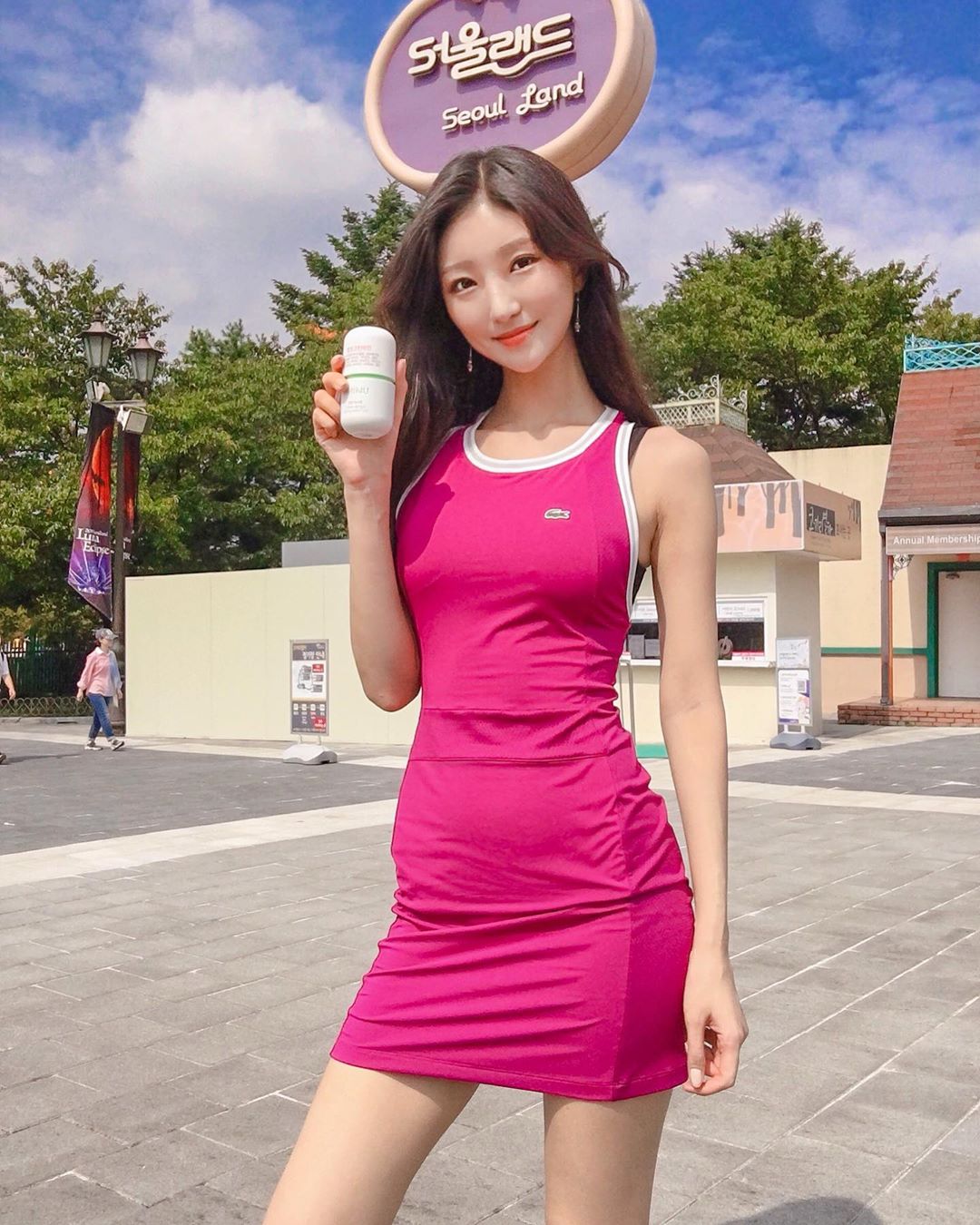 모델 박혜빈 / Model Heaven Park on Instagram: “🍚 탄수화물 중독이라 요즘처럼 식욕이 폭발할 때는 진짜 식단 관리하기가 힘드네요ㅠㅠ 성장기도 아닌데 밥먹고 뒤돌면 왜 입이 궁금한지... 정말 탄수화물은 왜이렇게 맛있는걸까요ㅎㅎ 특히 저는 오랫동안 #과자중독 이라 딱 끊기가 쉽지 않네유 흑 😅 .…”