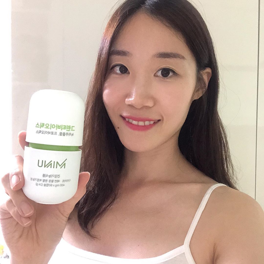 Sharon 샤론 on Instagram: “MINU Green Tea Biotics. Eating lactic acid supplements is the next healthy trend in Korea these days. It is hugely popular and making top…”