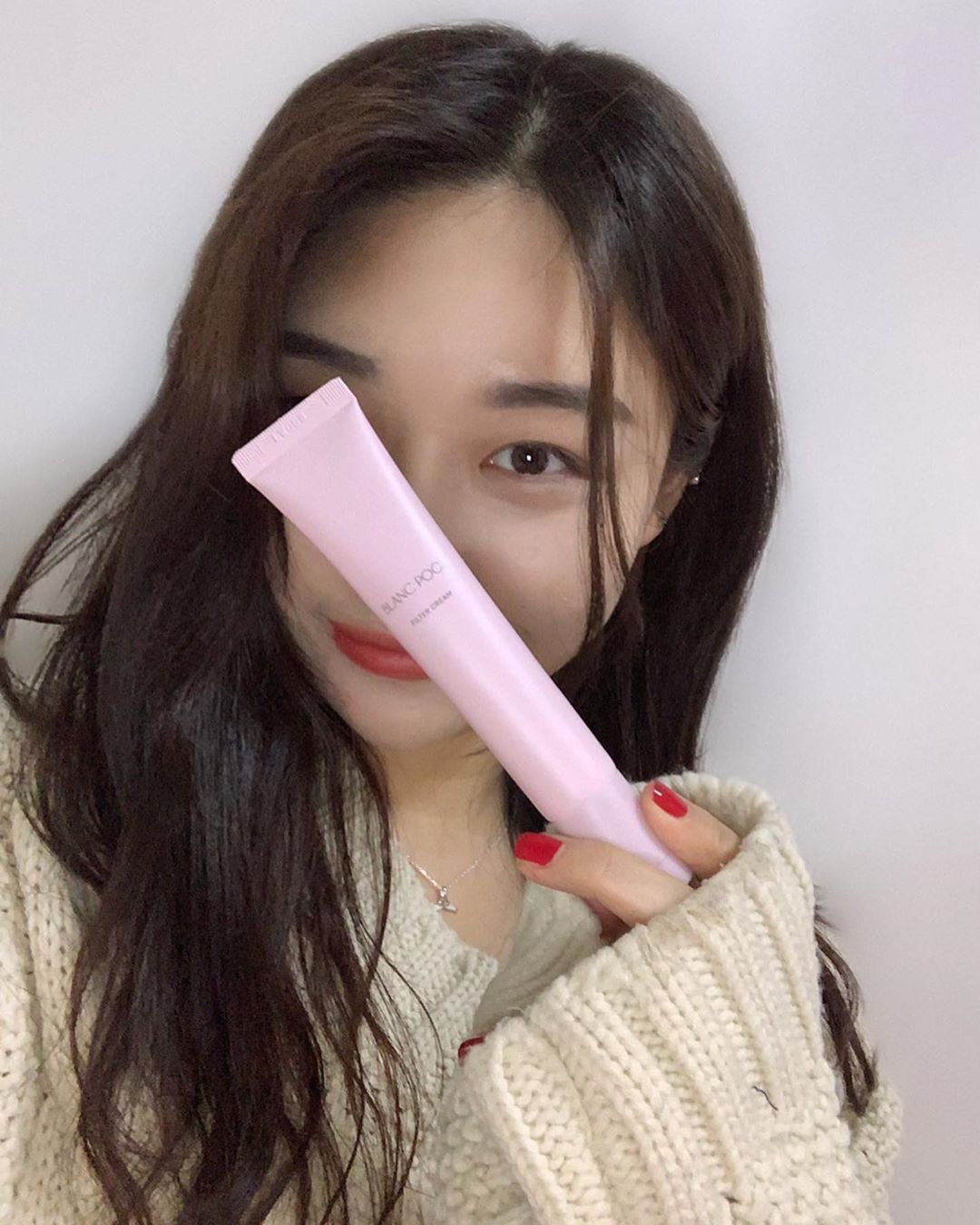 해-연 on Instagram: “파데 대신 플랑풀 톤업크림 ❀ ❛◡❛ 이거 끈적임 전혀 없고, 지속력 장난아닙니다추천💯

#블랑풀 #필터크림 #블랑풀톤업 #블랑풀필터크림 #톤업크림 #톤업크림추천”