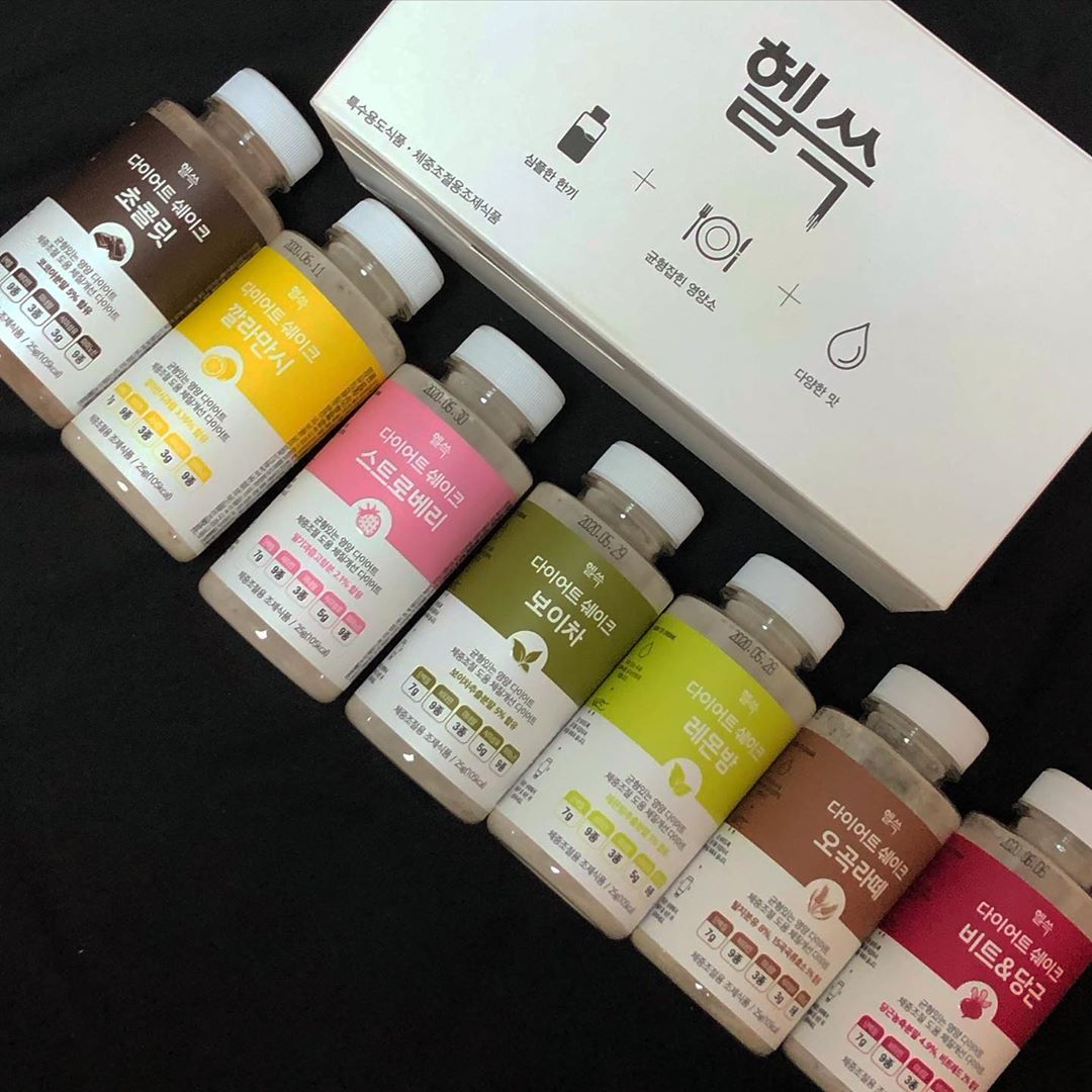 어른이 김잼 🎈 on Instagram: “헬쓱으로 간단하게 저녁먹고 웅동 꼬고! #유지어터의삶 . . . . .  #헬쓱 #헬쓱다이어트쉐이크 #다이어트쉐이크 #다이어트 #리뷰쉐어 #ad #맛있는다이어트쉐이크 #다이어트보조제 #몸매관리 #다이어트그램 #살빼기 #건강한다이어트 #이너뷰티…”
