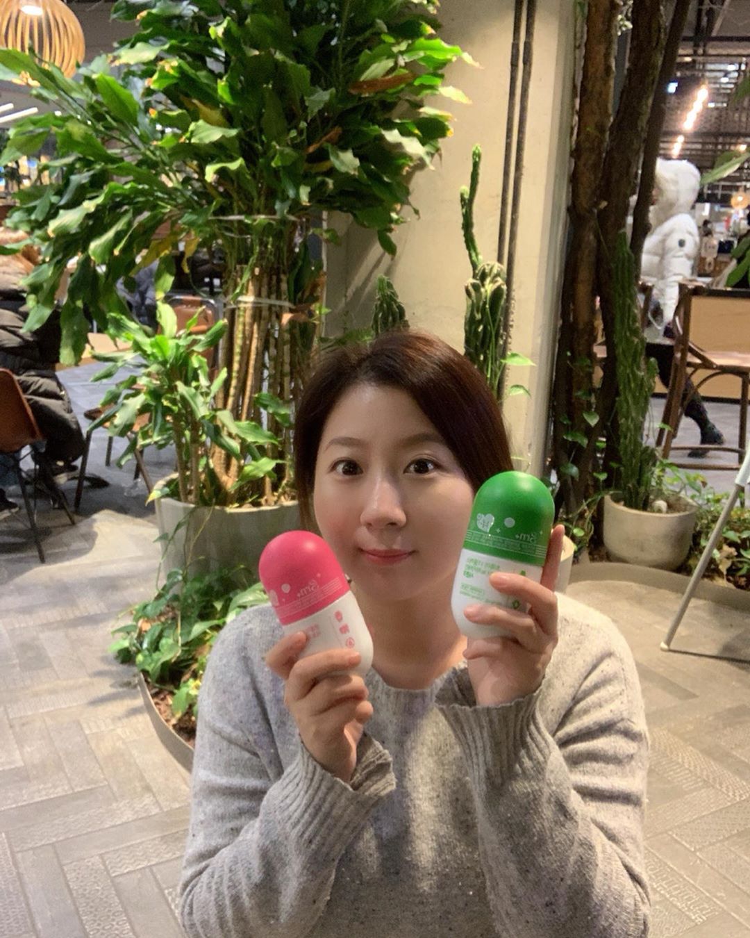 Heejung Kong on Instagram: “업그레이드가 되어 돌아온 분홍이와 초록이 . . 관리도 안하고 그동안 먹기만 먹고 그랬더니 살이 많이 쪄서 다이어트 해야지 했는데, grn의 분홍이와 초록이를 먹을 기회가 생겨서 이번 기회에 다이어트를 시작 하기로 했어요.. 오늘이 2일째,,,…”