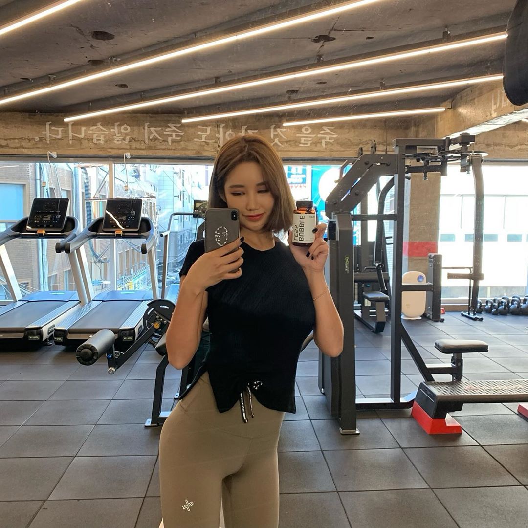 FX FITNESS 서면점 팀장 on Instagram: “버블레스 제품은 여성들 생리주기 변화에 의한 불편한 상태 개선에 도움을 줄 수 있는 '감마리놀렌산' 함유  그리고 철의 흡수에 필요하며 결합조직 형성과 기능유지에 필요한 비타민C, 또 스트레스로 인한 긴장완화에 도움을 줄 수 있는 L-테아닌 함유된…”