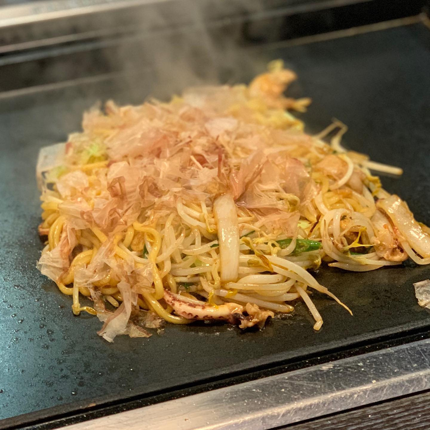 오꼬노미야끼… 그리고 야끼소바

#야끼소바 #오꼬노미야끼 #오코노미야끼 #야키소바 #헬로오사카 #일본음식 #일식 #존맛탱 #존맛 #JMTGR