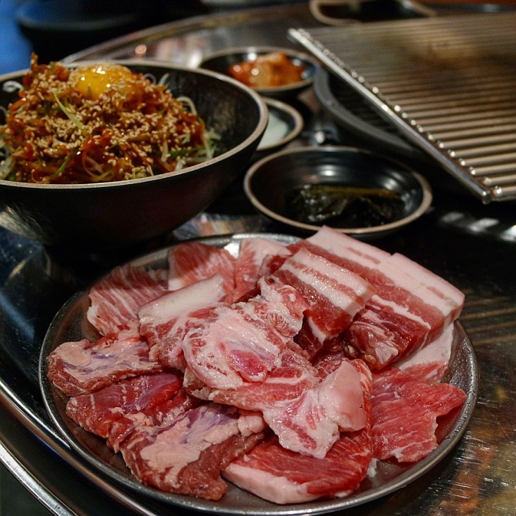 금곡동맛집 :: 뚱보집에서 인생껍데기를와 돼지고기 특수부위를 만나다