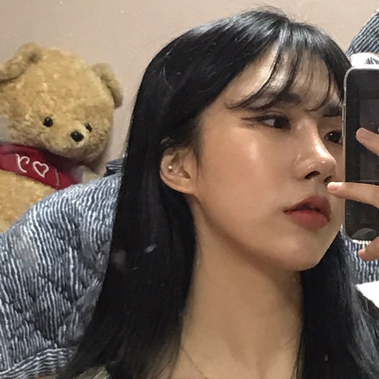 다은이는 내 셀카 다 맘에 안든뎅 😕