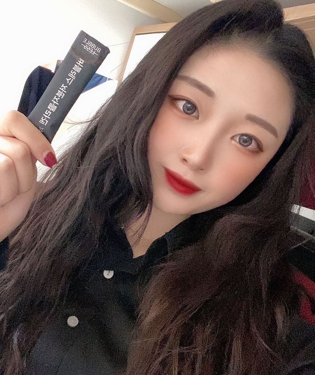 ❤쩡블리❤ on Instagram: “버블레스 홍보대사⁉️😏 새콤달콤 맛있는 레몬맛 비타민C를 콜라겐으로 만날 수 있다🤩🤩 하루라도 젊을 때 빨리 관리 합시다❤️ 나능 넝뭉 마싱쪙 계속 묵꼬시땅👍🏻👍🏻 구매는 태그 타고 링크 ㄱ ㄱ ㄱ 🤟🏻 . . . . .…”