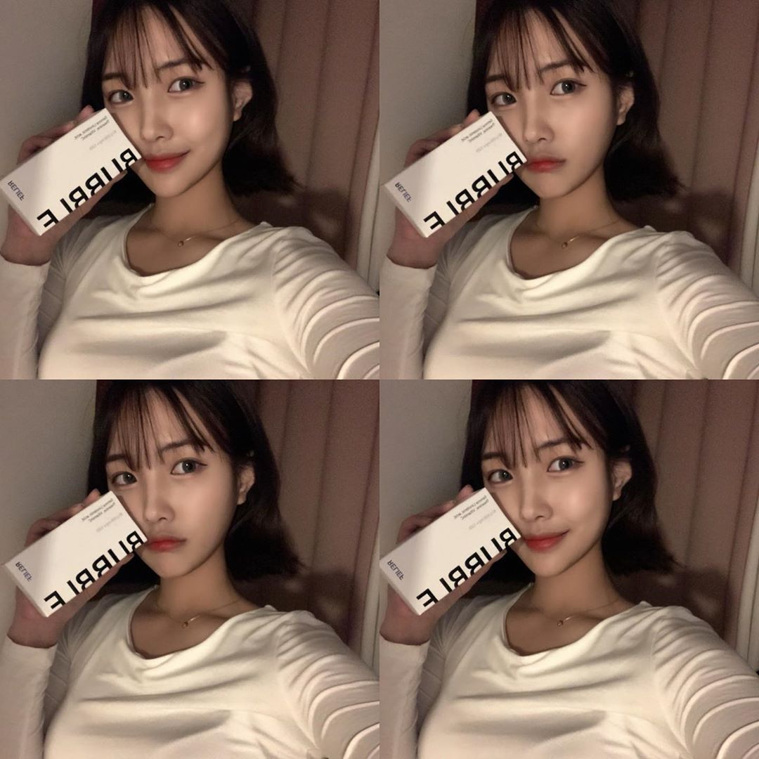 김채윤(20) on Instagram: “아주아주 좋은 비타민 찾았다지 여자 한텐 무조건 피료해... 나 같이 그날 오면 스트레스 받는 사람들 한테는 이게 딱이야🙏🏻 스트레스 다 날라감 생리 전에 불편한 상태 개선에 도움주는 ‘감마리놀레산’함유,비타민c,L-테아닌 그냥 여자 한테 좋은 성분…”