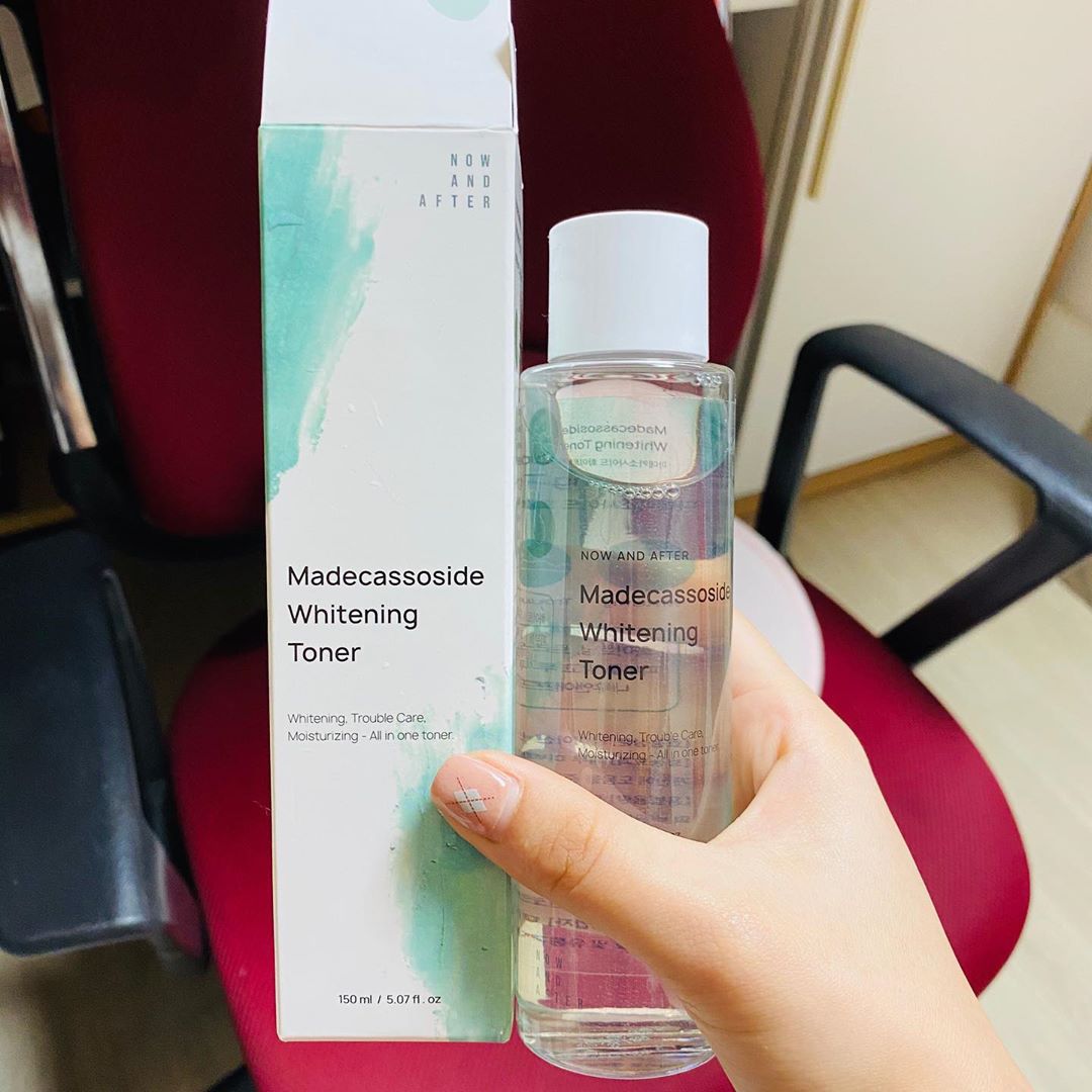 ❤쩡블리❤ on Instagram: “닦토는 마데카소사이드 화이트닝 토너❗️ 올인원 제품으로 유해 성분 X  미백과 진정을 다 잡을 수 있는 토너로 남녀노소 편하게 사용 가능합니다👍🏻 . . . #마데카소사이드화이트닝토너 #마데카소사이드 #나우앤애프터 #미백 #화이트닝 #약산성토너…”