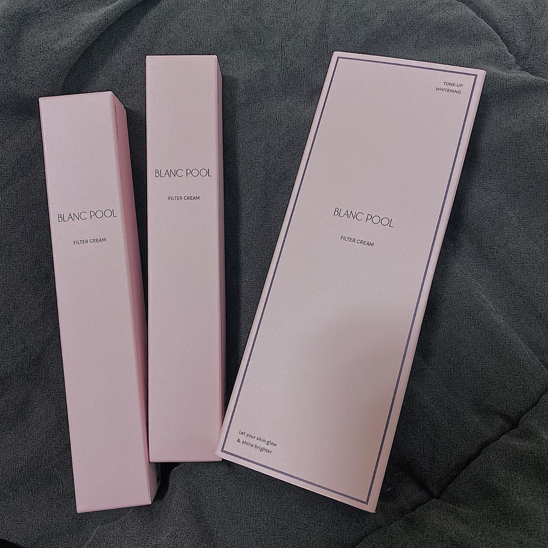 혜진 on Instagram: “블랑풀 신상 필터크림 ❗️ 톤업크림 지금까지 많⍤⃝𓂭 써봤는데 그 중 제일 좋은 것 같당 발림성도 좋고 자연스러워서 생얼인척하기 좋은 필터크림 ^.^ 엄청 얇게 발리는데다가 끈적임도 없어서 사용감도 굉장히 좋아윤 . . . . .  #블랑풀…”