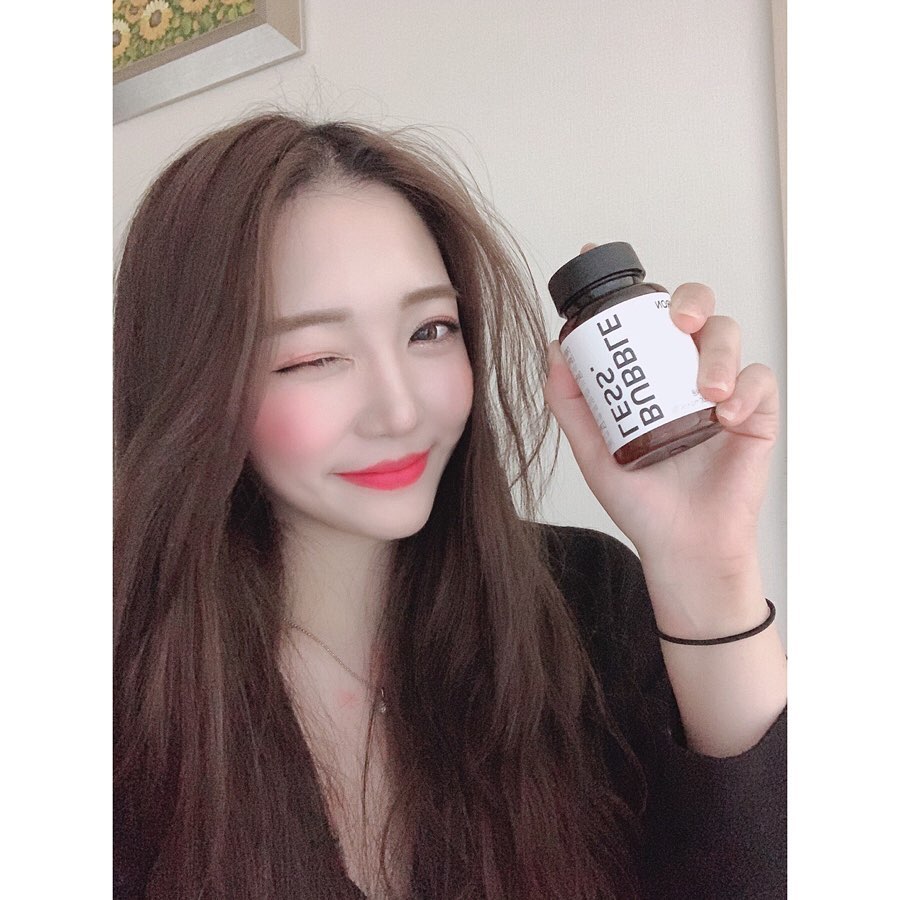 🍒 on Instagram: “영양제 삼키기 힘들어서 잘 안먹게되는데 이거는 씹어서 먹는거라 먹기도 편하고 포도맛이 취행저격🥰🥰 여자들은 꼭 챙겨먹어야 하는 철분제❗️ 맛있어서 너무 좋당💕 구매링크 https://bit.ly/2RAJ6cb (프로필에 있어요) . . 🍇철분 특유의…”