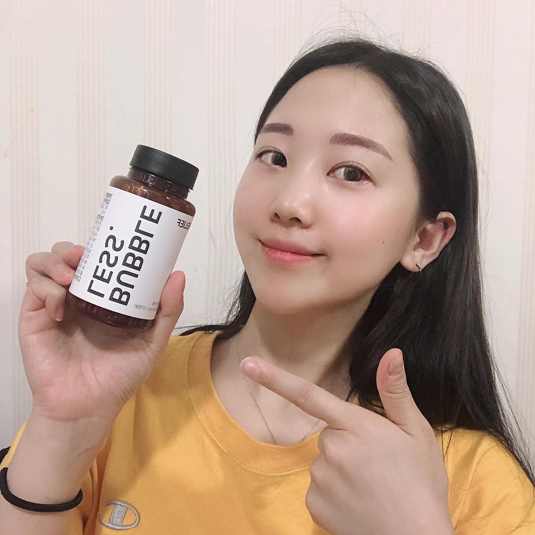 맞팔꼭가용💞 on Instagram: “. 여성분들 월경전 다양한 증상으로 많이 힘드시지 않나요,,😭 저도 매우 심각축에 껴서 안되겟다 싶어서 요즘 이것저것 괜찮은것들 챙겨먹고 있는데요~  저처럼 통증이 심하신분 면역과잉반응으로 피부 개선이 필요한분 형행건강을 챙기시고 싶으신분 한번…”