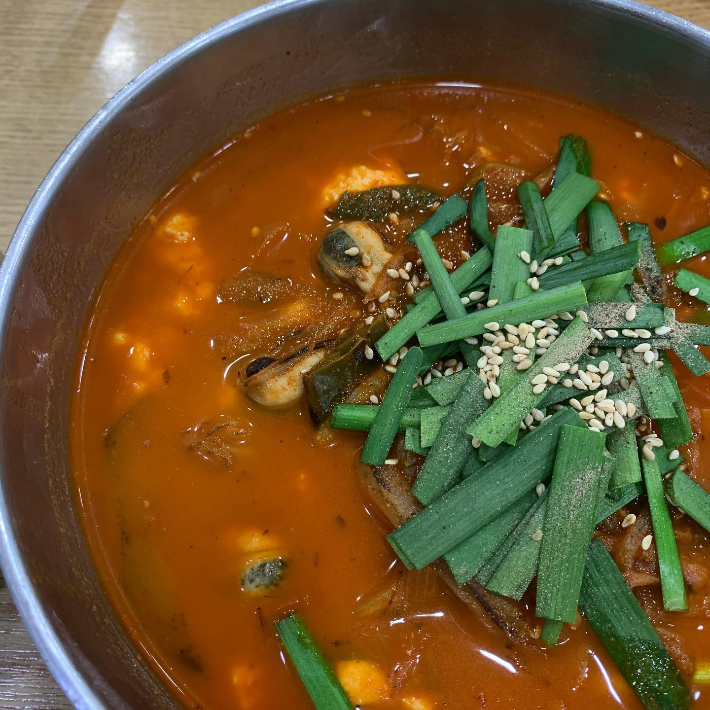 맛있구만 ㅎㅎ -
-
-
-
#동화가든 #강릉맛집 #강릉여행 #강릉 #순짬 #순두부짬뽕 #해장음식 #해장추천 #맵찔이 #먹스타 #먹방 #먹자#맛있는녀석들 #맛집추천 #맛집투어 #돼스타그램