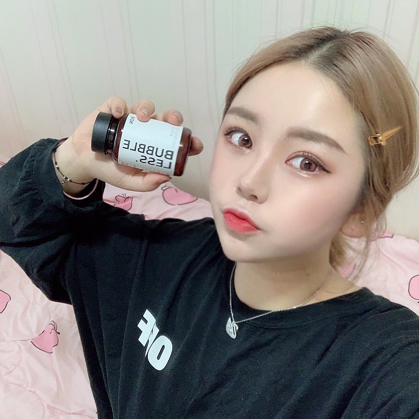 김 지 송 on Instagram: “. . . ꕤ 철분이 부족한 여성들을 위한 템 ꕤ . -철분 특유의 비린맛을 포도향으로 잡은 맛있는 츄어블 형태의 철분제로 맛있는 포도맛 사탕 먹는 느낌이라 1일권장량인 1일 1회 1정 넘게 먹고싶은 맛이에용 ෆ⃛  항상 생리통으로 고생하는편이여서…”