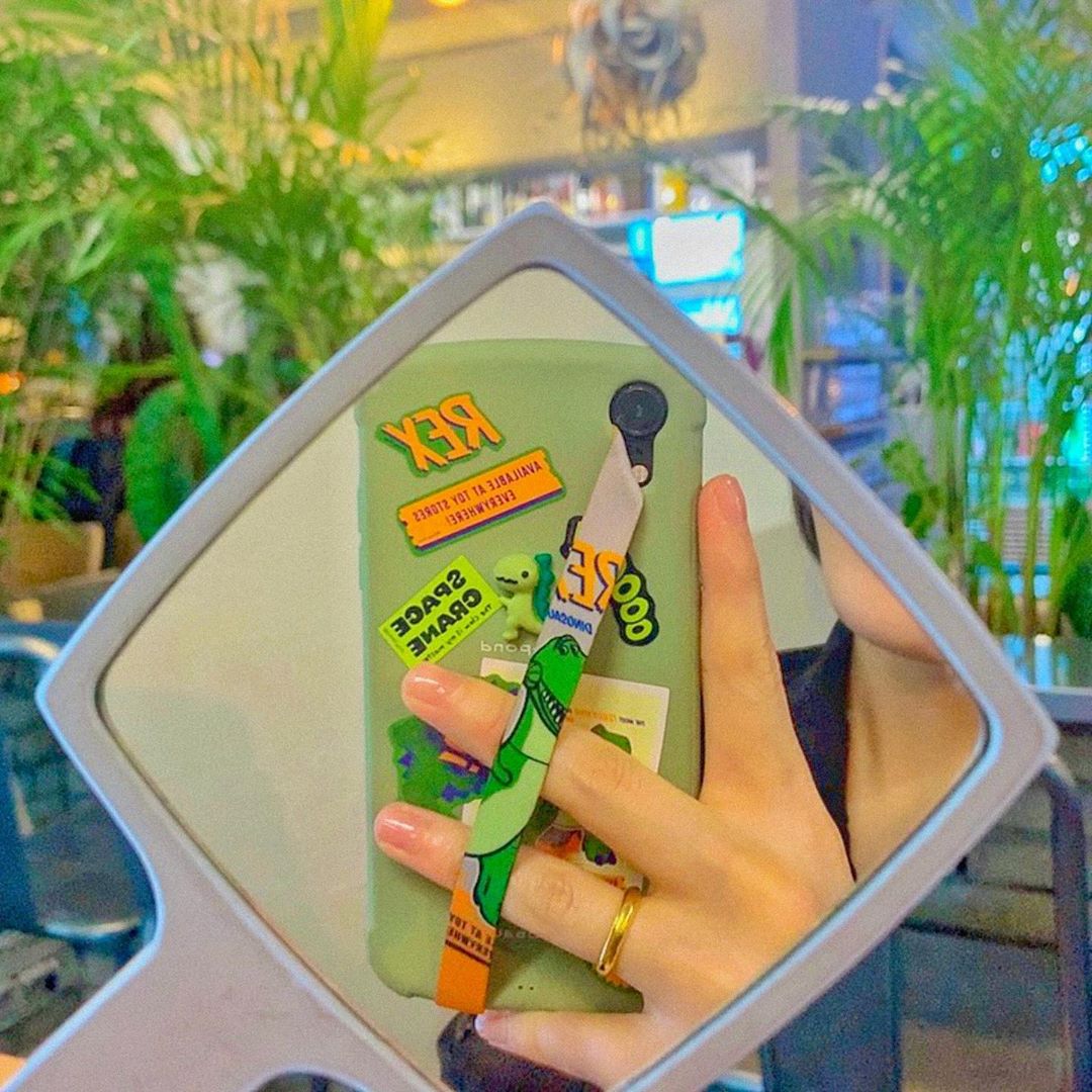 제로의 여행 🌎 on Instagram: “어릴 적 내 꿈에 나온 다이노소어 🎶
옹총 귀엽당 💚🧡”