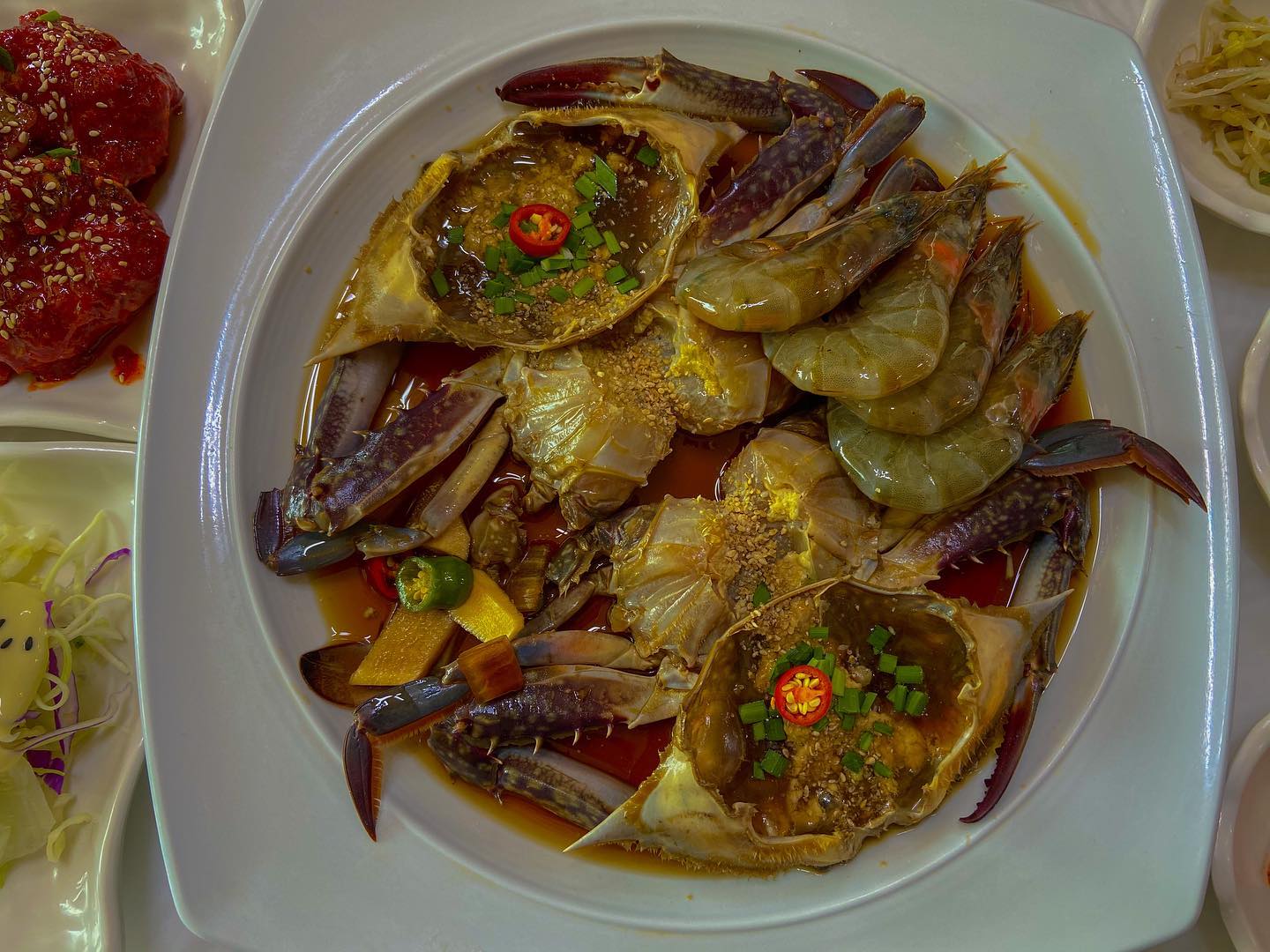 🦀🦐
잇츠게장정식
갈치저수지 가시면
꼭드세요!!!