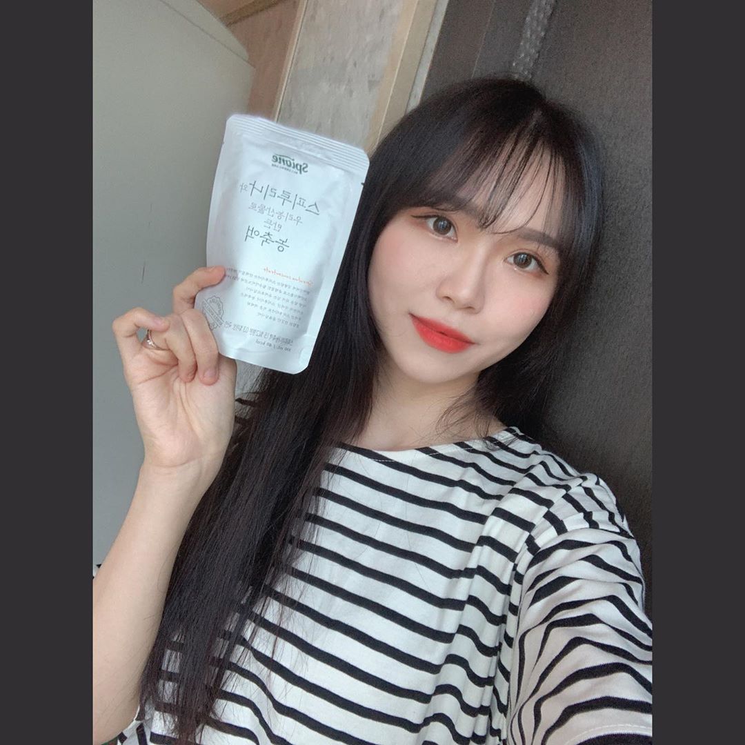 @h_appy_days_ on Instagram: “요즘 자꾸 면역력이 나빠져서 건강챙기는중💓 스피원 스피루리나는 건강을 위해 원료의 시작부터 연구한 제품이라고해요!…”