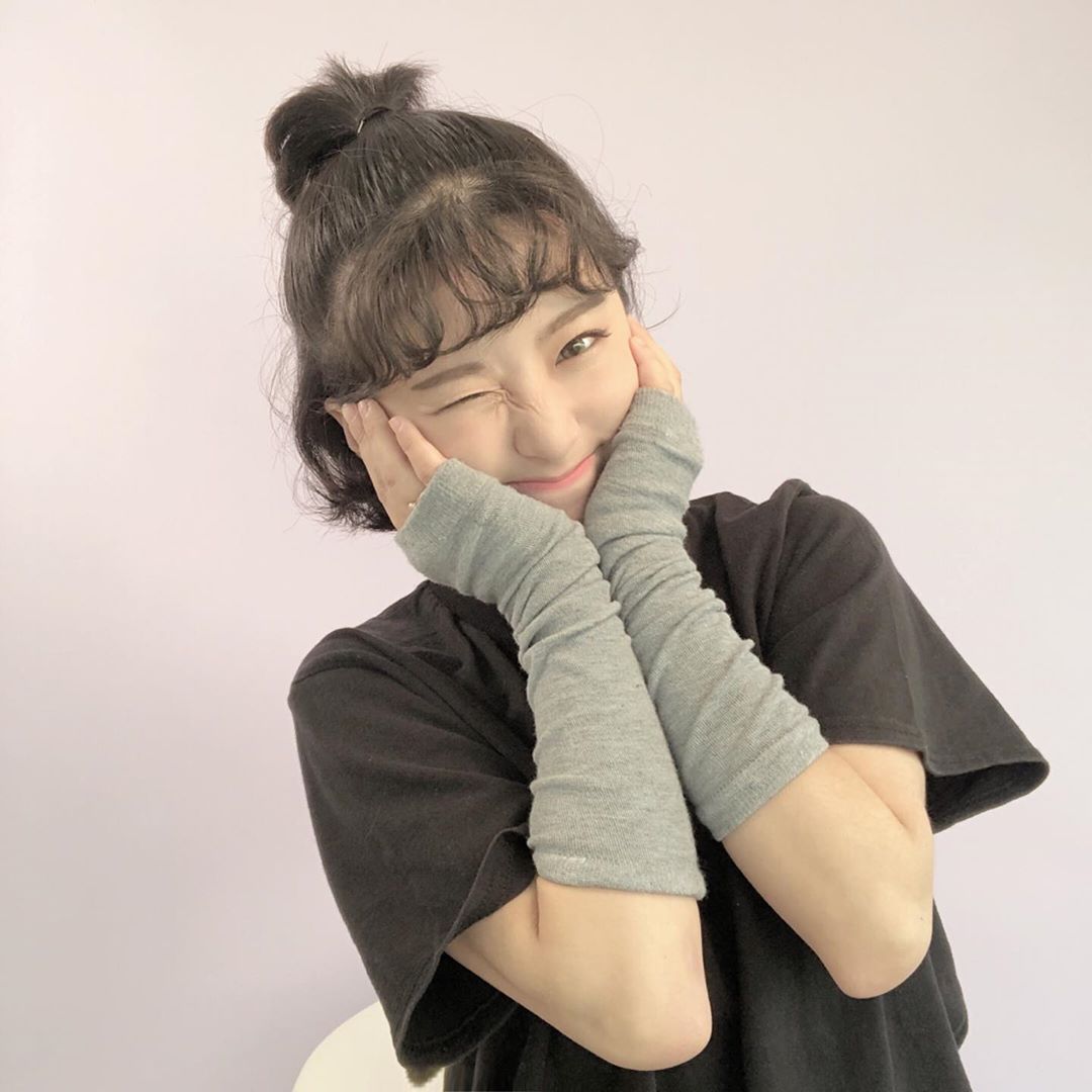 인서 on Instagram: “처음으로 퍼스널 컬러 진단을 받으러 갔어요! 평소에 화장을 잘 못해 ᄒ