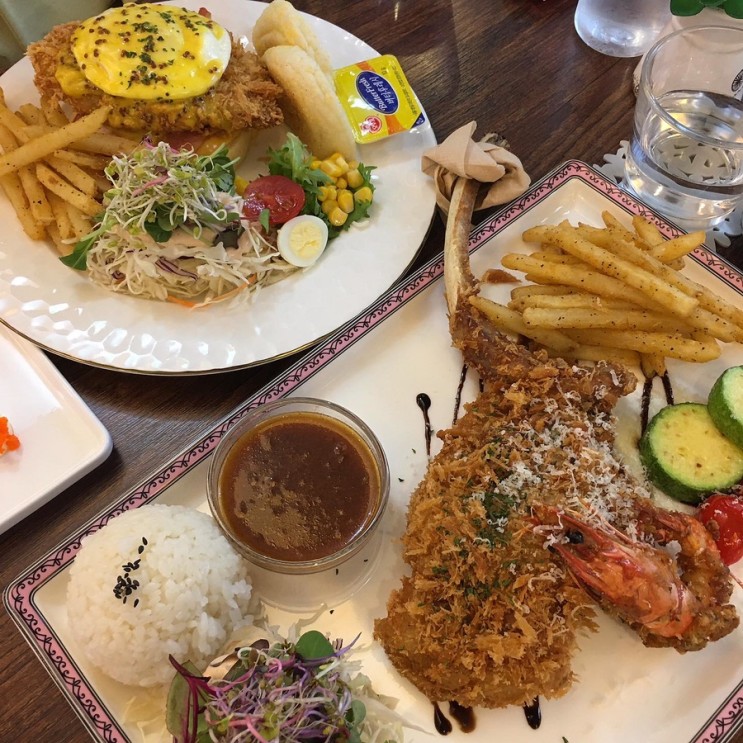 대전 둔산동 갈마동 맛집, 토마호크 돈까스 '석기시대' 셀럽브런치 돈까스맛집 바삭한 돈까스가 땡길때!!/서이추환영