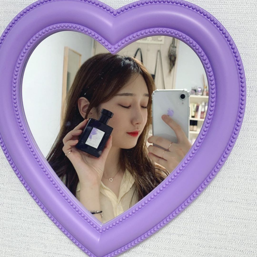 진아현 on Instagram: “포맨트시그니처퍼퓸👩‍❤️‍👨 코튼허그/코튼키스 코튼허그: 코튼향을 베이스ᄅ