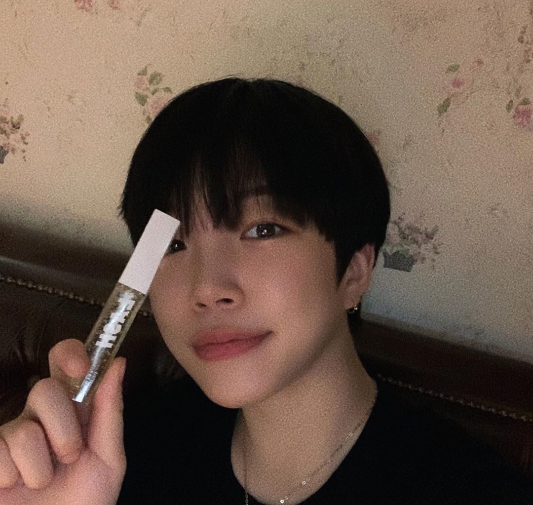  “순하고 성분 좋은 속눈썹 영양제 추천! 아침 저녁 하루 2번 바르고 속눈썹 관리 ✌🏻”