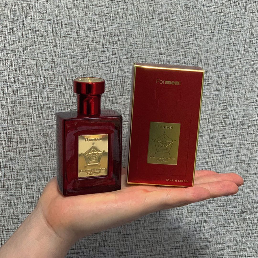 다롱다롱 on Instagram: “포맨트 시그니처 퍼퓸 여자들이 좋아하는 향이라는데 인정🥴 깔끔