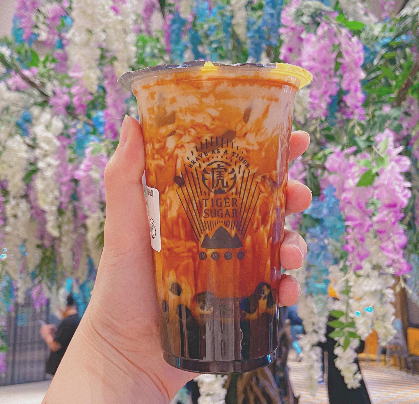 💜💙
점심은 회랭면
후식은 처음먹어보는 호랑이설탕
어흥 이러고🐅