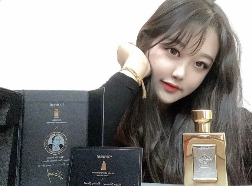  “포맨트 성훈향수 ⠀ 전세계 0.1% 마스터 퍼퓨머가남자의 성공을 주제로 영감받아 탄생된 프리미엄 향수에요. ⠀ 이번에 코튼…”