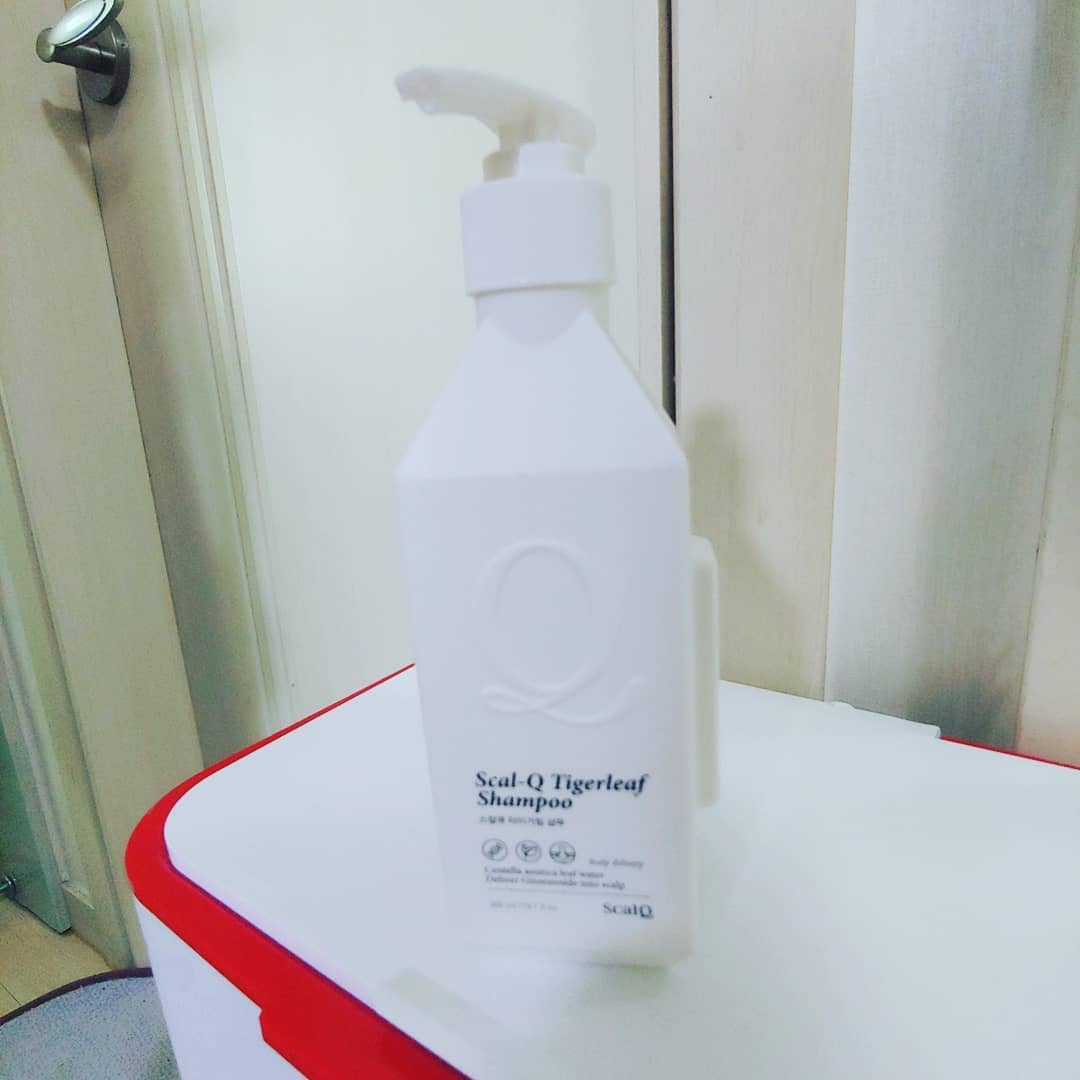 스칼큐 두피 관리 
두피 모발모발
두피 자체가 깨끗해지는 느낌 
상쾌합니다!!
여름이라 자주 씻는데 상쾌 ~

#스칼큐 #탈모샴푸#브릭씨