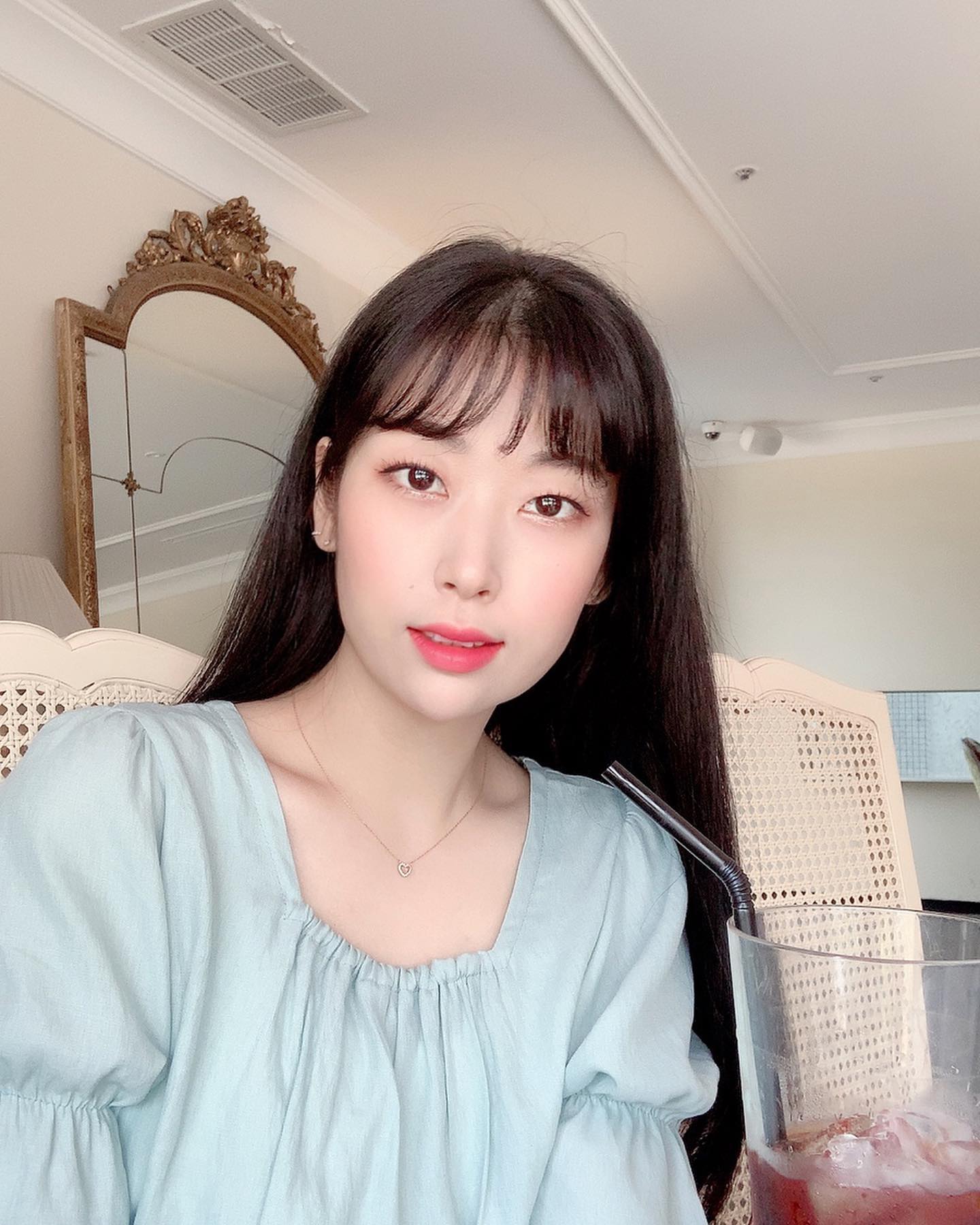 .
너무 더워서 힘들었지만 즐거웠던 나들이👩‍❤️‍👨
6월인데 이렇게 더우면 어째😭
안그라도 더운데 코로나땜시 
마스크 쓰고댕기니까 더지친다😤