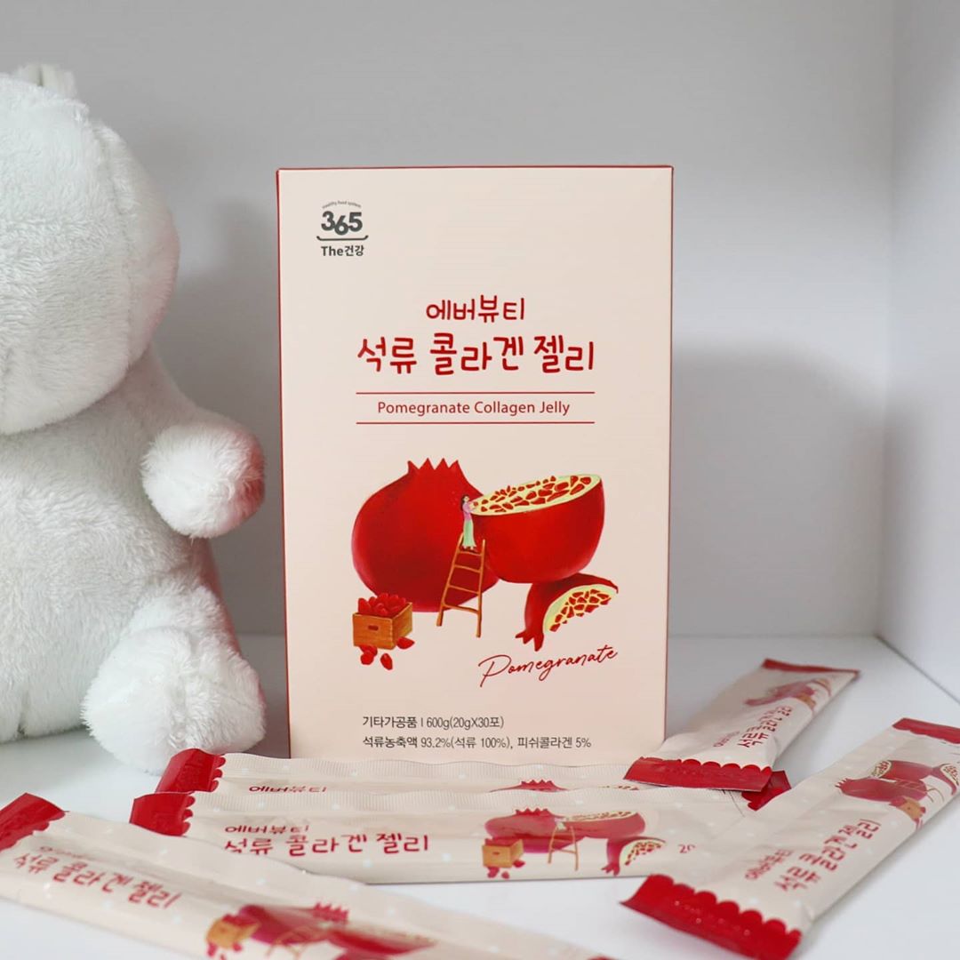 슬기 on Instagram: “석류 좋아해서 맨날 석류청으로 사먹었는데 솔직히 먹기 불편..🙃 ⠀ 에버뷰티 석류젤리는 간편하게 섭취할 수 있고 석류농축액 100%와 500달톤 저분자 피쉬콜라겐을 한번