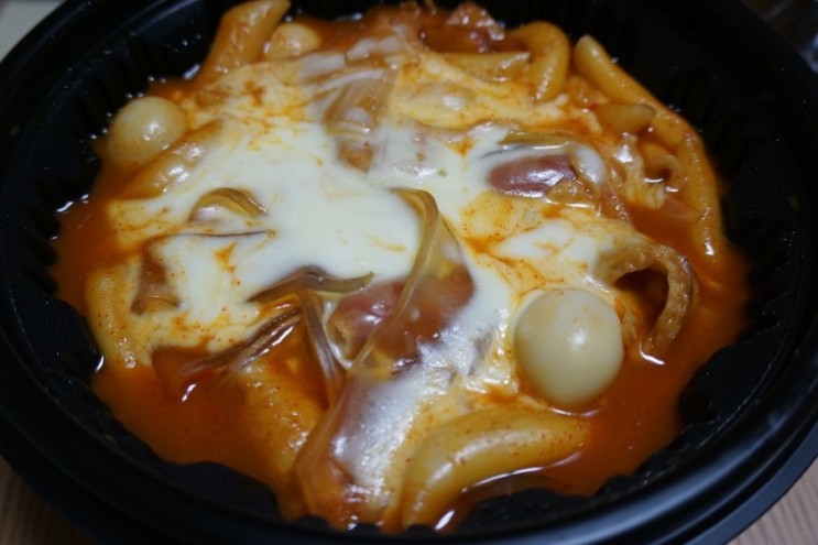 오떡 남동탄점에서 엄마는 떡볶이, 아이는 치킨으로 저녁식사 모두 해결
