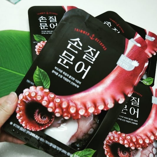 믿고 선택하는 #김나운더키친 
#여름철보양식 #문어요리  간편하게 해주는 #김나운손질문어 #문어숙회 #문어간장조림 #문어레시피