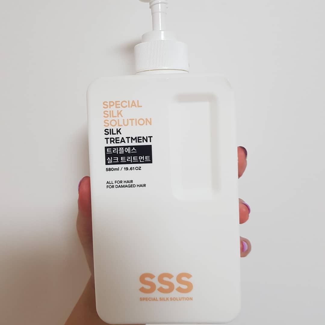 세상 모든걸 논다고 생각하자리😶 on Instagram: “간만의 리뷰☆ 본인은 잦은 탈색과 유분이 넘치는 두피를 갖고 있고 남편은 탈모가 있어 5년전부터 트리플에스 샴푸를 사용중에 있다. 탈모