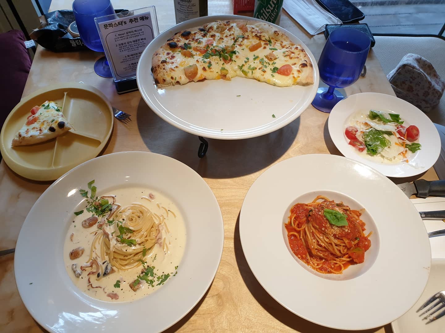 #어린이집여름방학
둘만 보내기 아쉬우니 친구와도 신나게😋
이제 제법 커서인지 둘이 알아서 척척 놀아줌🤟
.
.
#구월동파스타
#문파스타
#진짜맛있다그램
#분위기최고
#8월첫주주일
#감사함으로
남은 일주일도 행복하게❤🧡💛