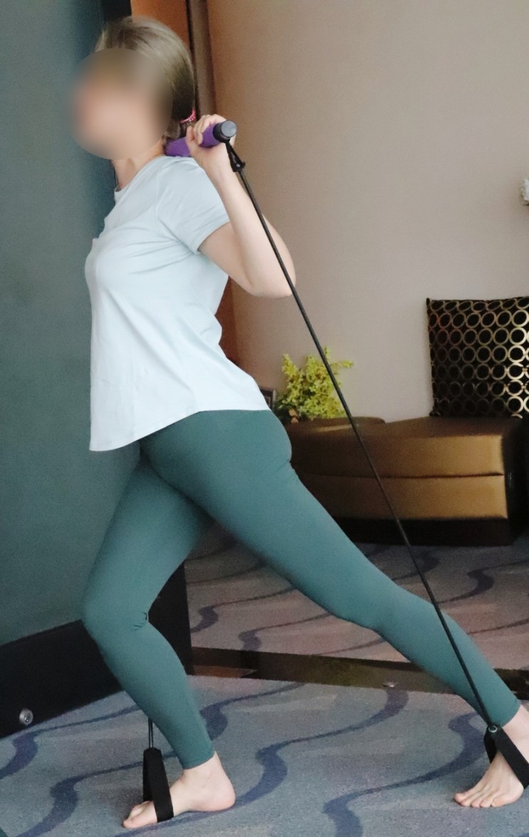 여자홈트레이닝기구 필라테스봉 짐스틱 다이어트꿀템
