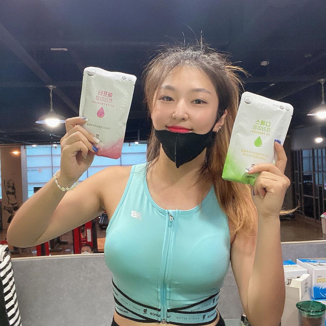 s⃣o⃣j⃣e⃣o⃣n⃣g⃣ on Instagram: “✨에버앤에버 원데이톡✨ 원데이톡은 디에스 프리미엄(1포), 애프터 프리미엄(1포), 슬림티 프리미엄(2포) 구성으로 식사대용이 아닌 식사하면서 챙겨먹는