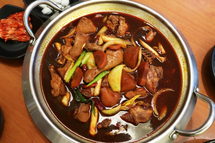 동대문 롯데피트인 흥부찜닭 _ 깔끔하고 매콤한 맛 찜닭이 맛있는 동대문 DDP 맛집