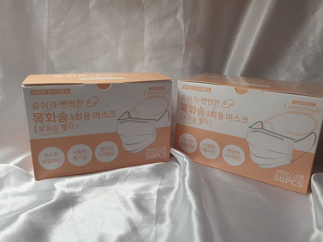 배경은 on Instagram: “#코로나 가 계속되면서 필수템이된 마스크 ᆞ 모든원자재가 국산❣ 목화솜👉👉비말차단에 🆗️🆗️ 숨쉴때 굳굳 화장이번지지않아요 ᆞ #마스크 #덴탈마스크 #일회