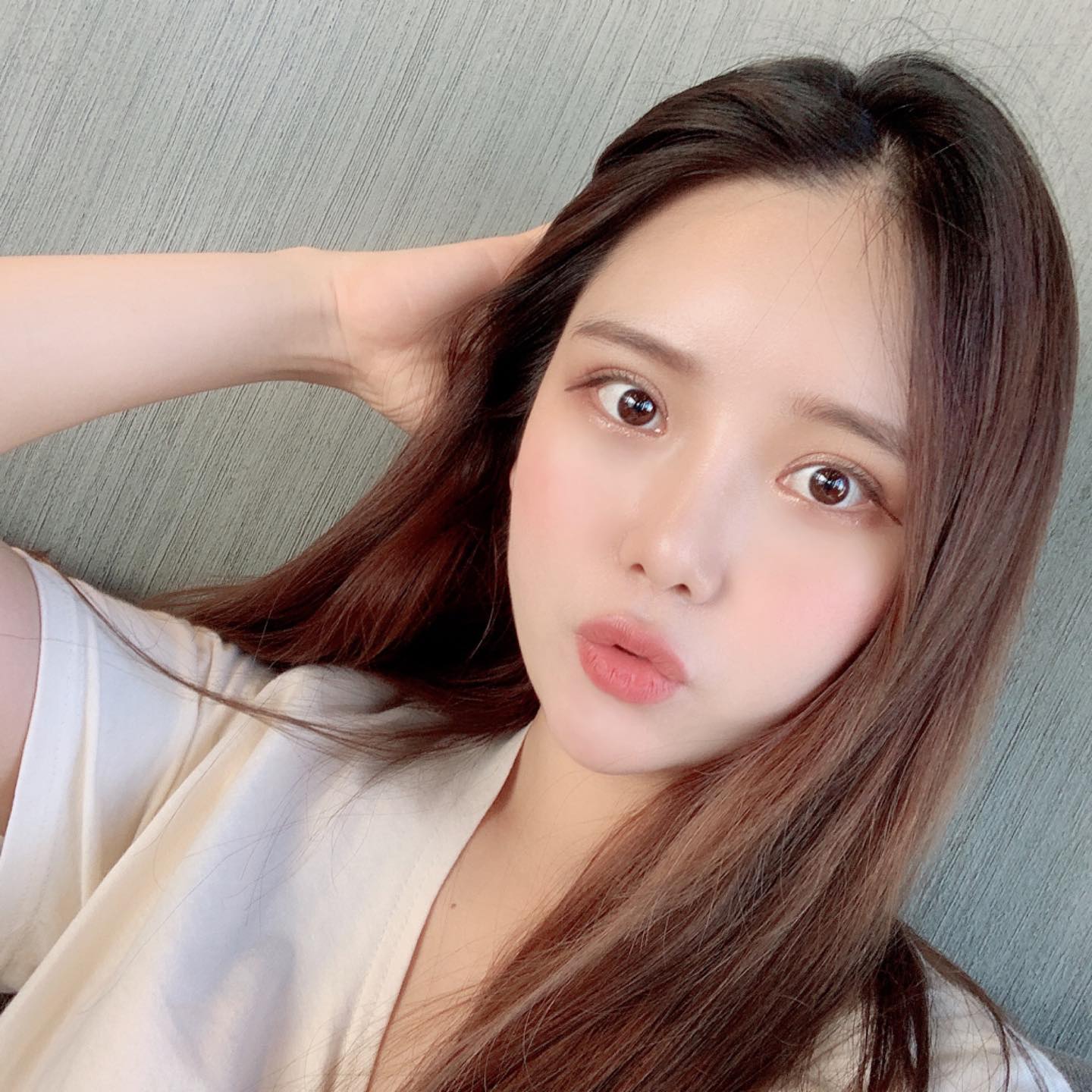 외출이 조심스러운 요즘, 필수 관리만!
#튠페이스 
2주 되니까 콜라겐 생성되면서 효과 점점 보여서 기분짱 🔥
한달 후가 넘 기다려져요 (ღˇ◡ˇ*)♡ 
넘 친절하신 원장님~관리사분들~
💌 thebodyshim 
-

#더바디쉼 #더바디쉼클리닉 #더바디쉼의원 #서초피부관리잘하는곳 #피부시술 #강남피부관리잘하는곳 #강남역피부과 #강남피부과 #서초피부과 #서초피부관리맛집 #강남피부관리맛집 #강남피부관리 #강남피부관리추천 #강남피부관리샵 #강남피부 #셀피 #selfie #맞팔 #좋아요반사