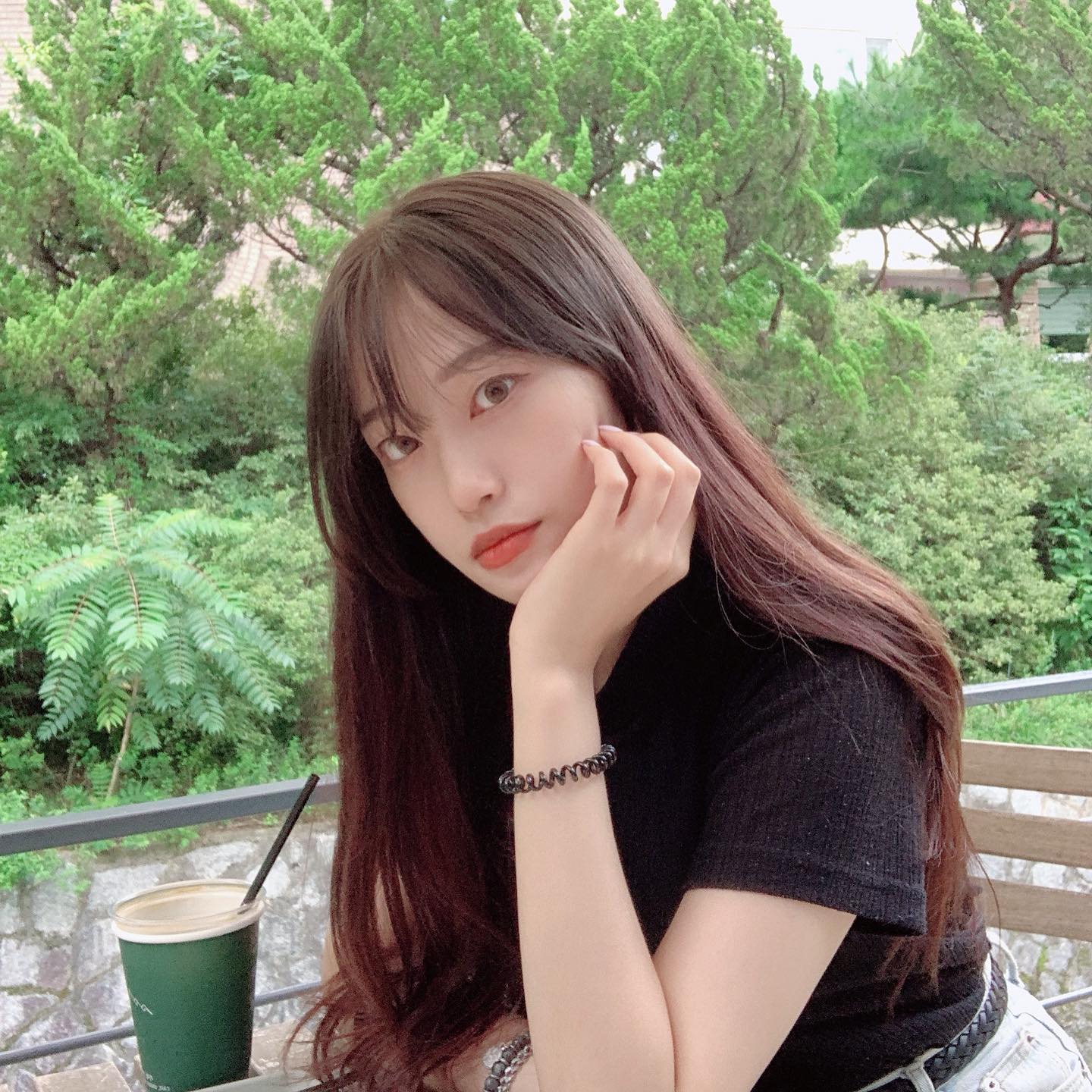 🌿초록초록🌿
-
-
#카페산아래 #selca #selfie #daily #dailylook #ootd