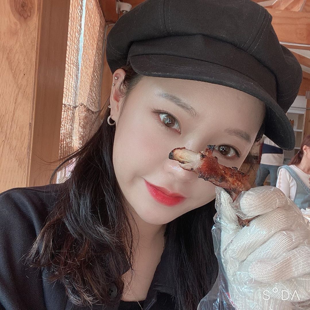 🧡보늬💛’s Instagram post: “#광고 파주로 동생이랑 데이트갔다왔닷!!😃 맛있는 점심을 책임져 줄 숑스바베큐 파주본점!! 마늘간장등갈비를 시켰는데 달짝찌근한게 계속 손이 가는 맛